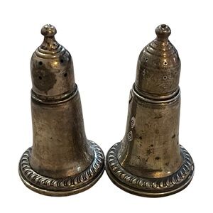 Vintage Empire Silver Company Salt and Pepper Shaker